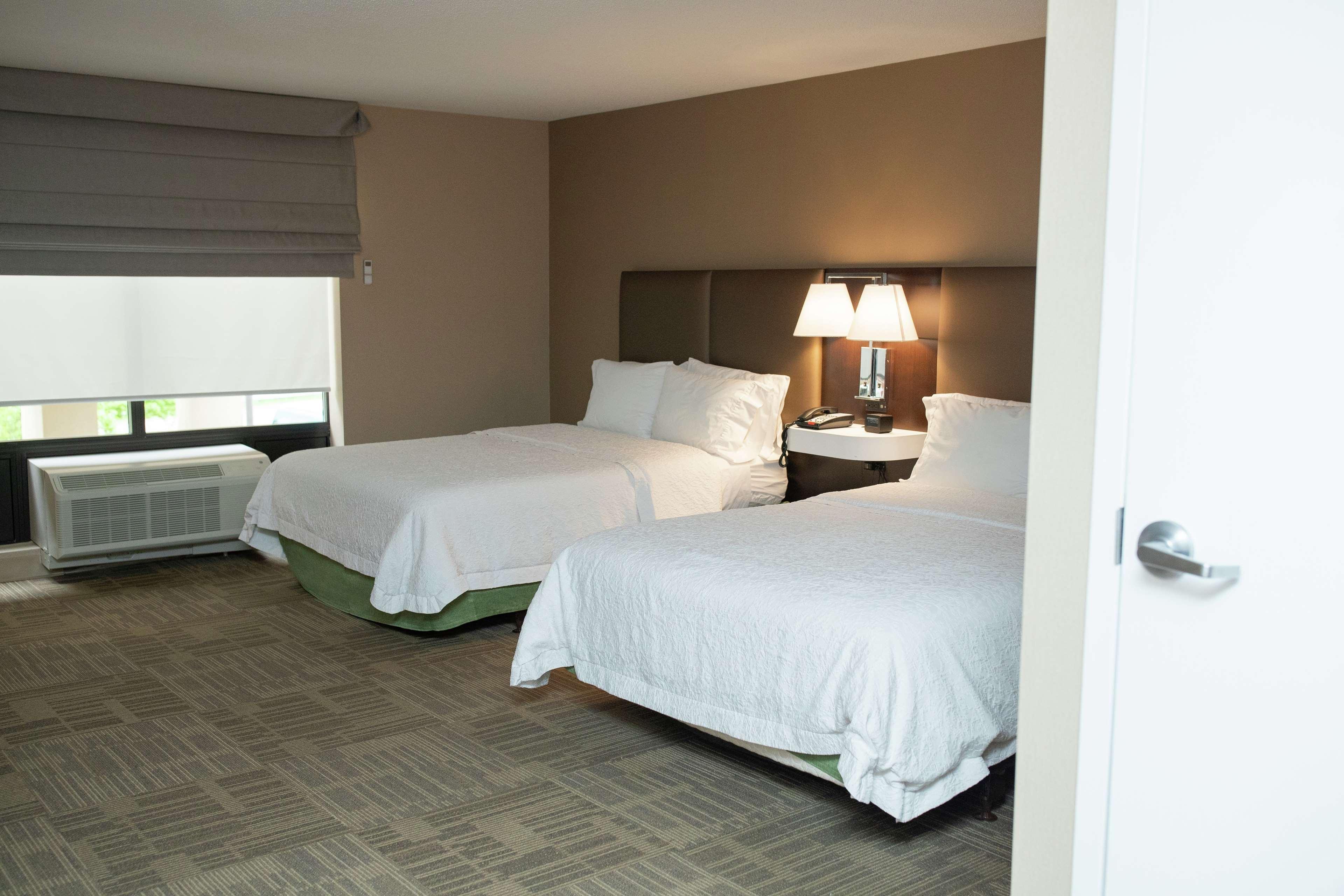 Hampton Inn Commerce/Novi Eksteriør billede