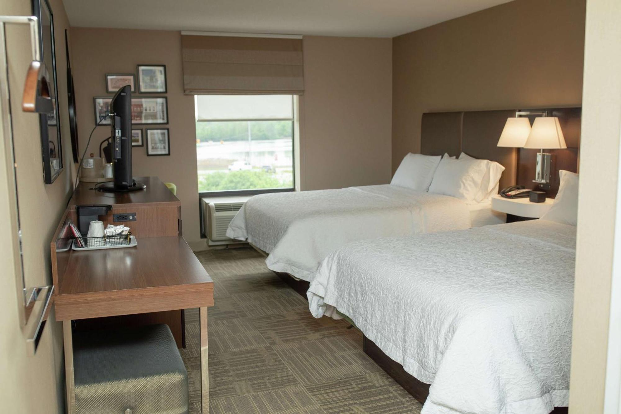 Hampton Inn Commerce/Novi Eksteriør billede
