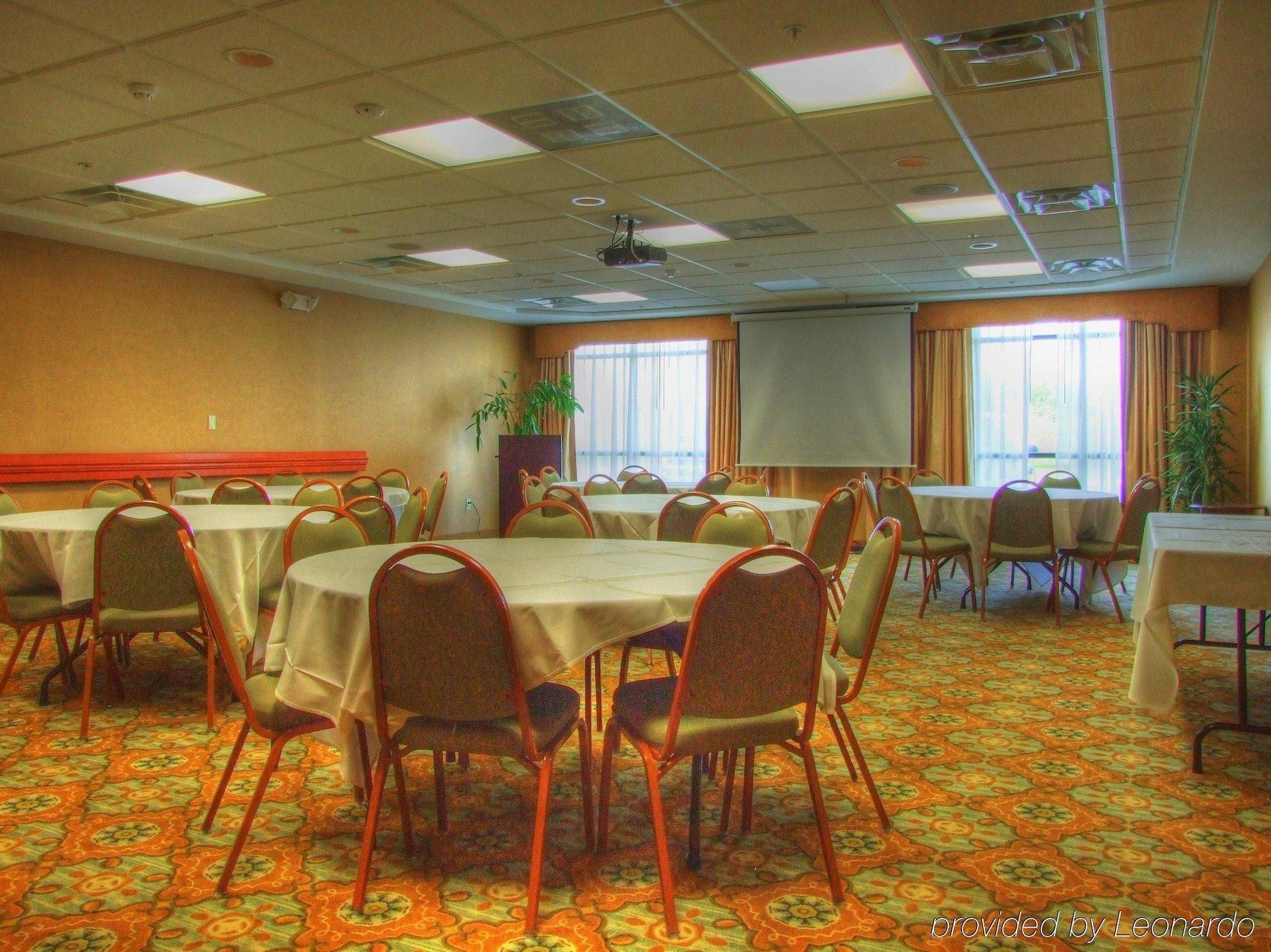 Hampton Inn Commerce/Novi Restaurant billede