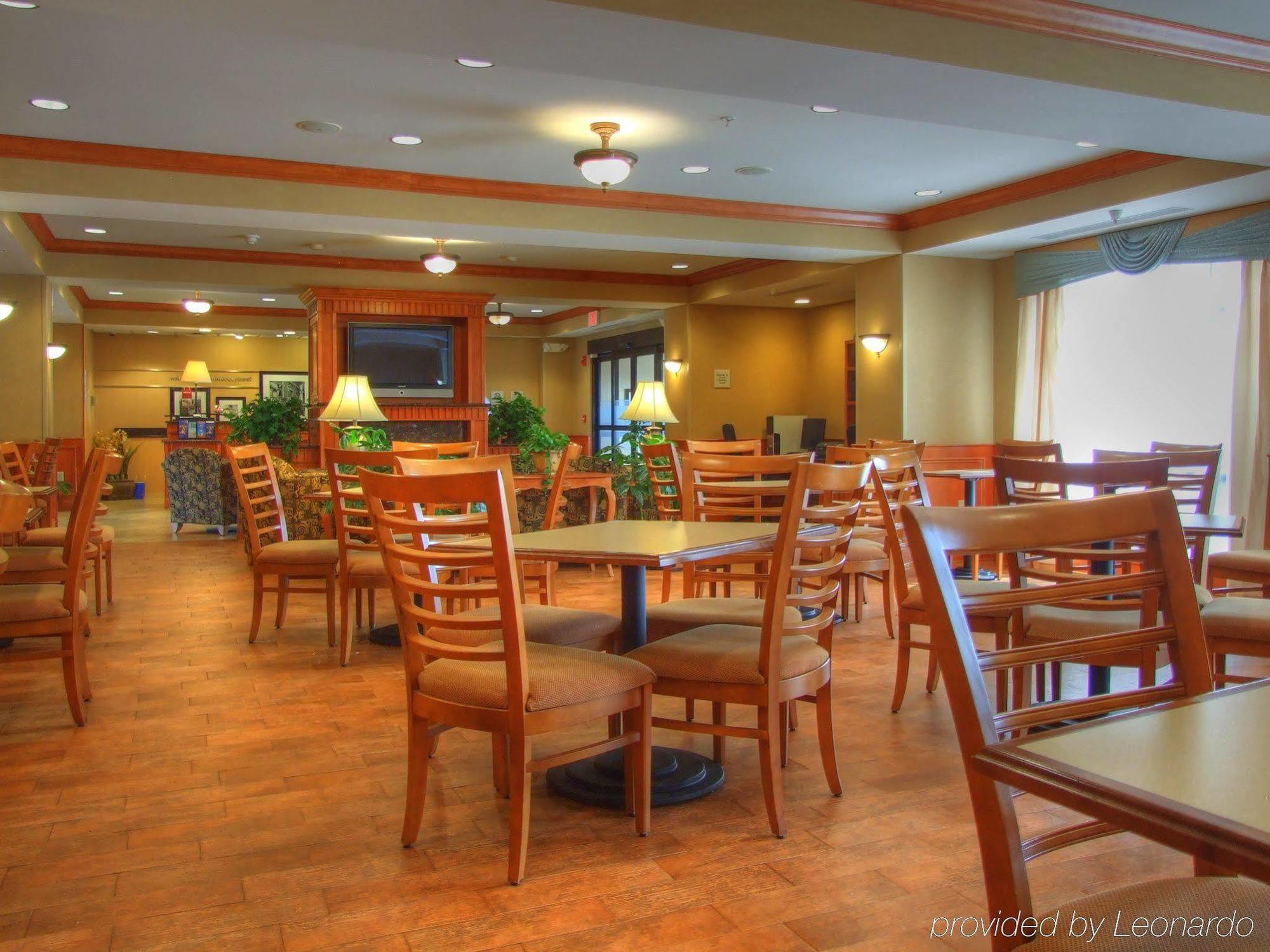 Hampton Inn Commerce/Novi Restaurant billede