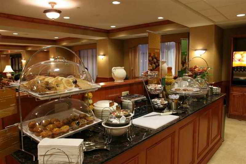 Hampton Inn Commerce/Novi Restaurant billede